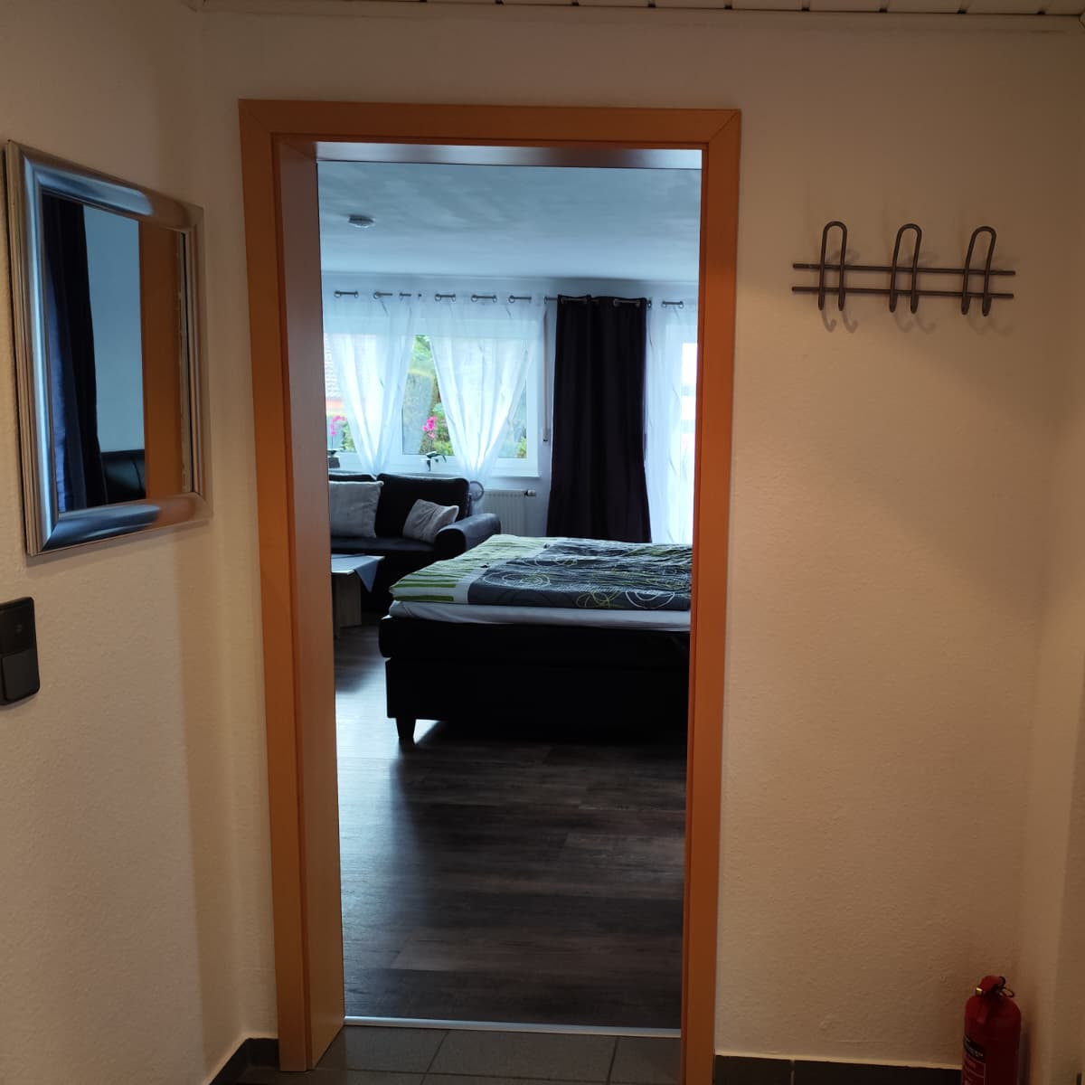 Fluransicht in den Wohnraum